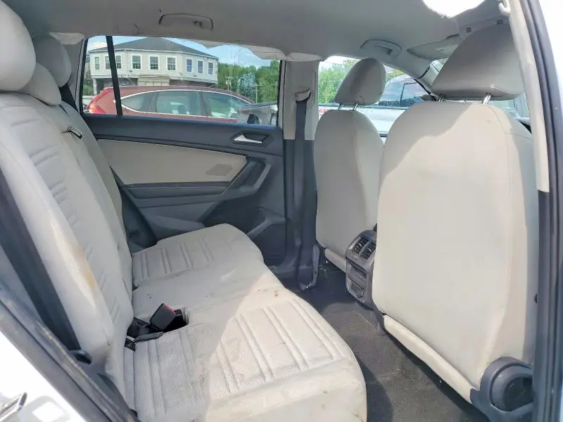 2022 VOLKSWAGEN TIGUAN S  
