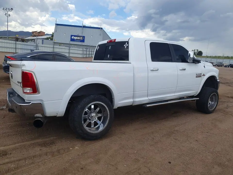 2013 RAM 2500 LARAMIE  