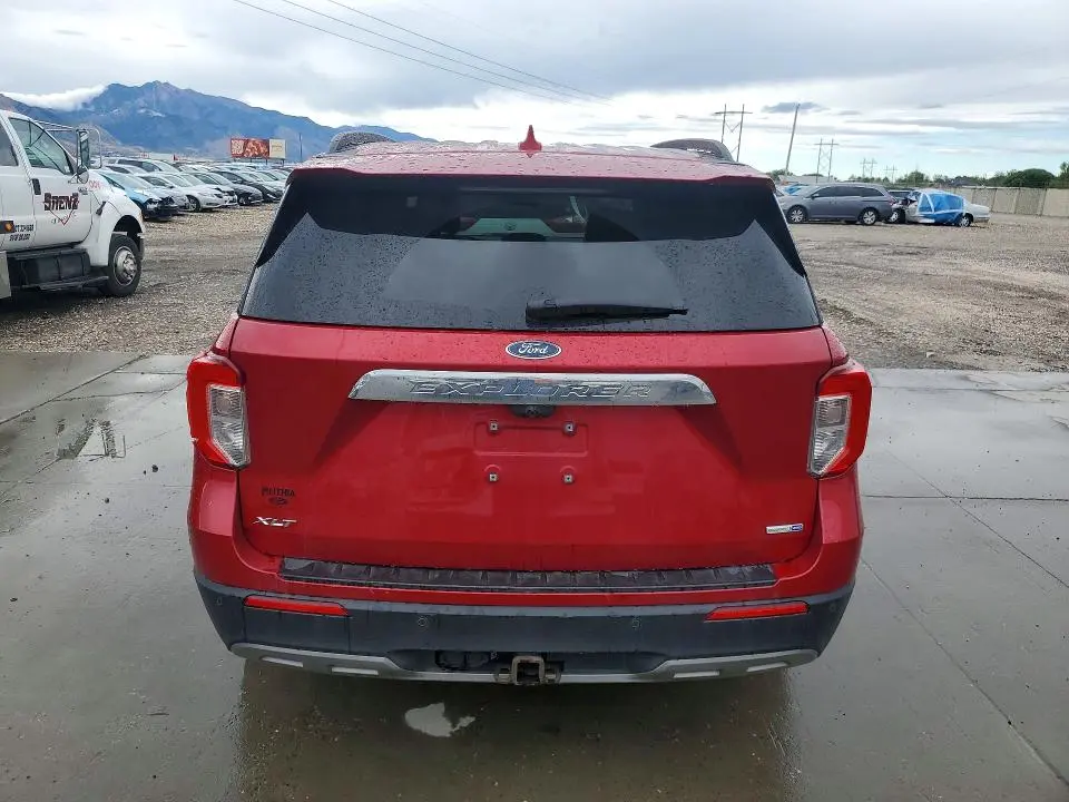 2020 FORD EXPLORER XLT  
