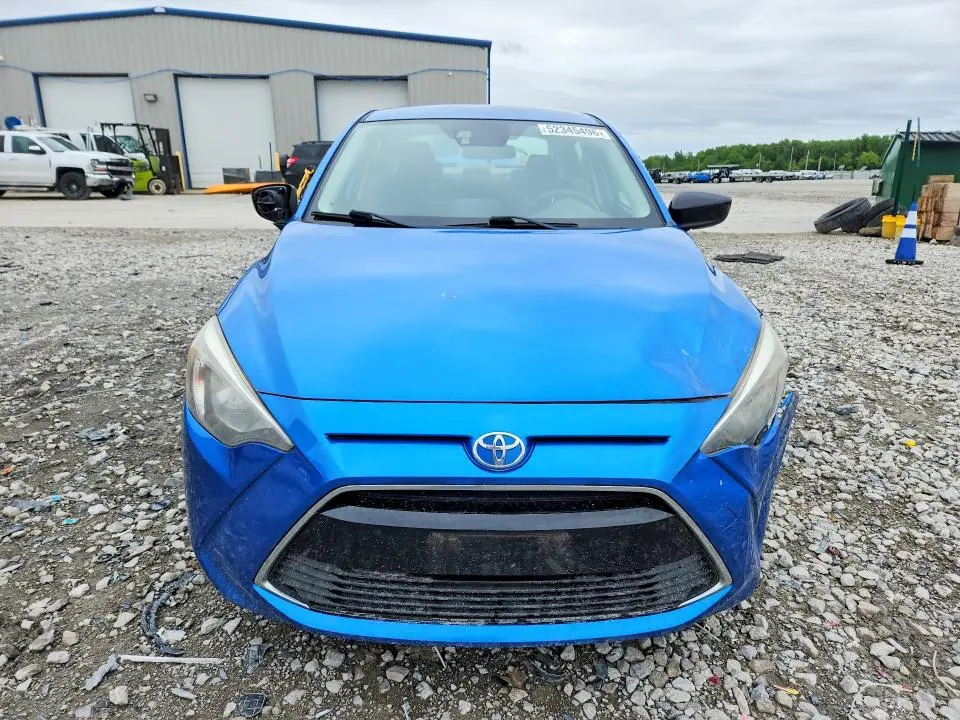 2017 TOYOTA YARIS IA BASE  