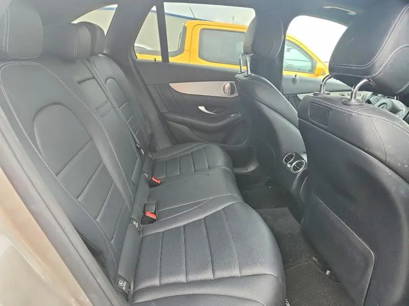 2019 MERCEDES-BENZ GLC 300 4MATIC  