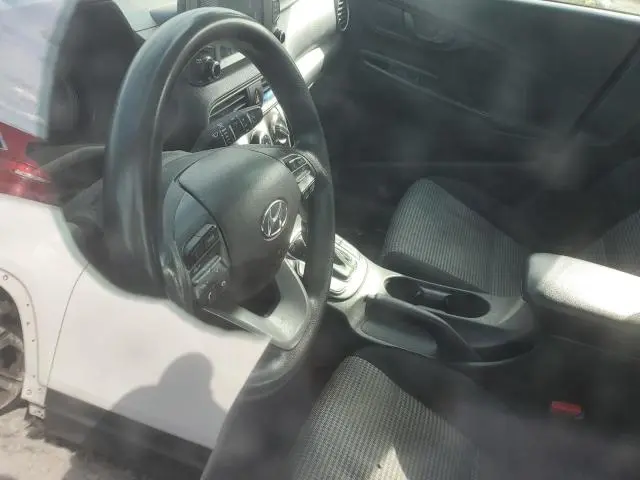 2020 HYUNDAI KONA SE  