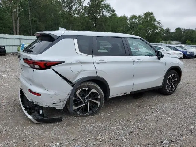 2024 MITSUBISHI OUTLANDER SE  