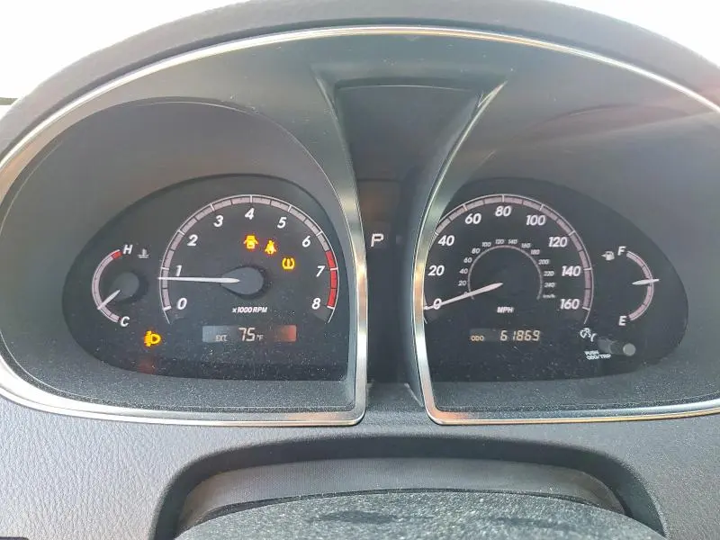 2011 TOYOTA AVALON LIMITED  