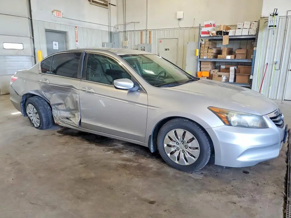 2011 HONDA ACCORD LX  