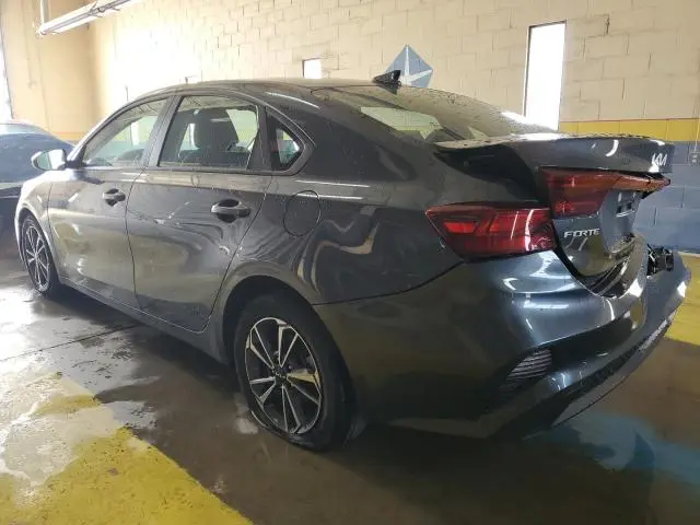 2023 KIA FORTE LX  