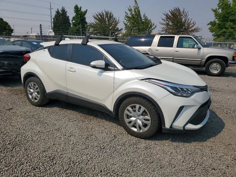 2021 TOYOTA C-HR LE  