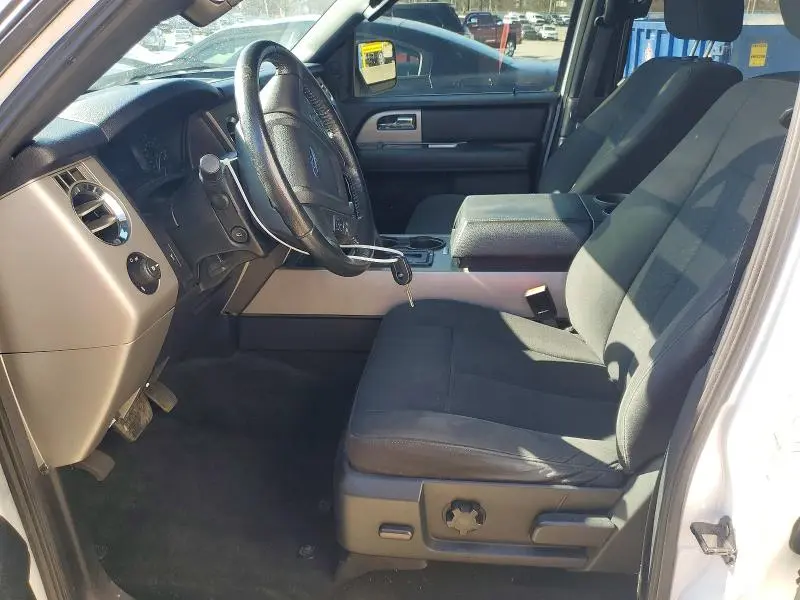 2017 FORD EXPEDITION EL XLT  