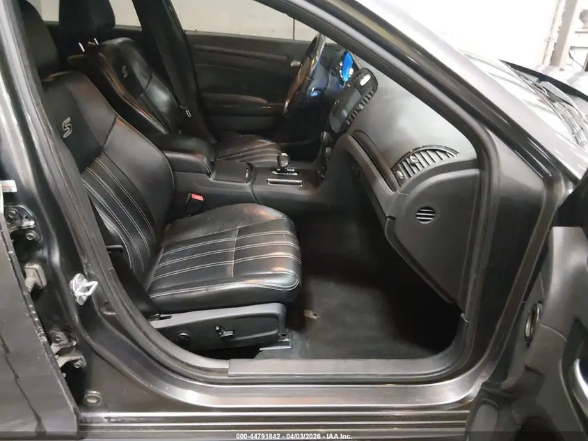 2013 CHRYSLER 300 300S