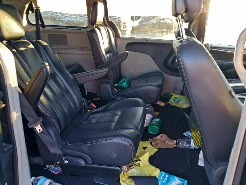 2012 CHRYSLER TOWN & COUNTRY TOURING L  