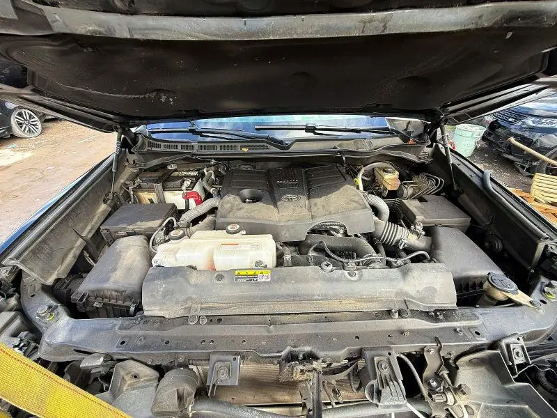 2023 TOYOTA TUNDRA CREWMAX LIMITED  