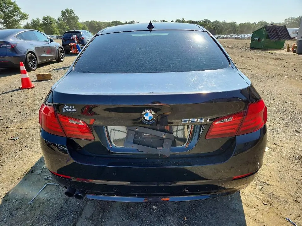 2012 BMW 528 XI  