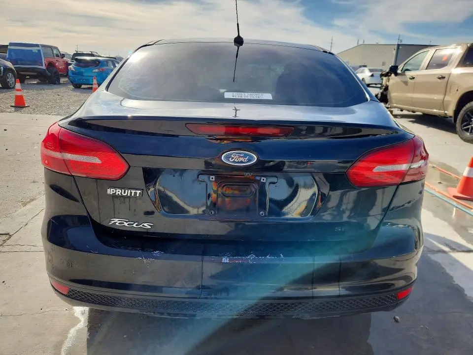 2018 FORD FOCUS SE  