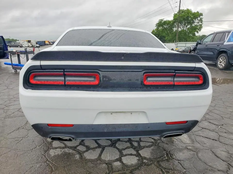 2017 DODGE CHALLENGER SXT  