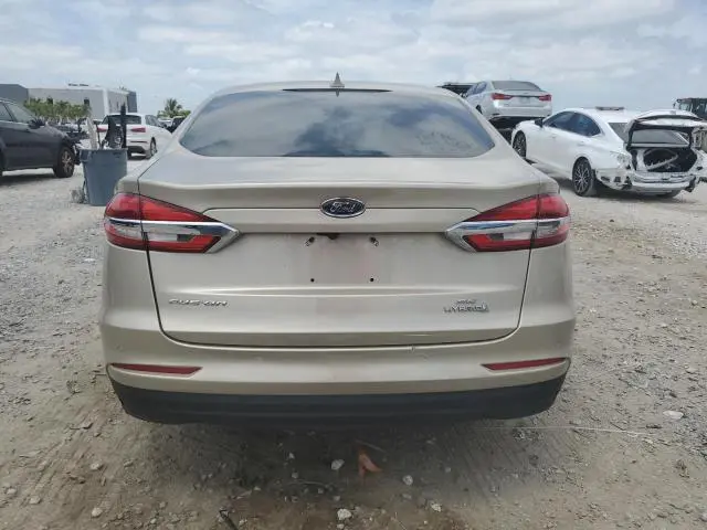 2019 FORD FUSION SE  