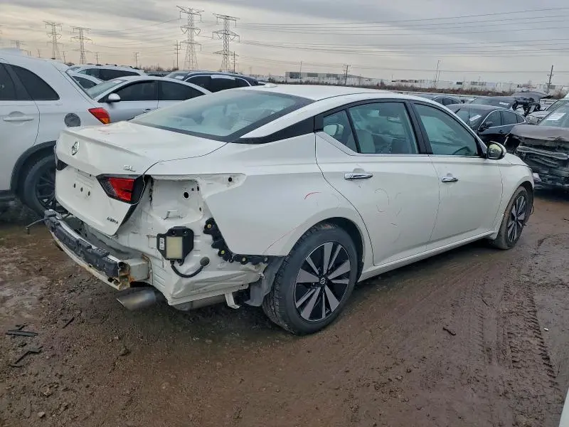 2019 NISSAN ALTIMA SL  