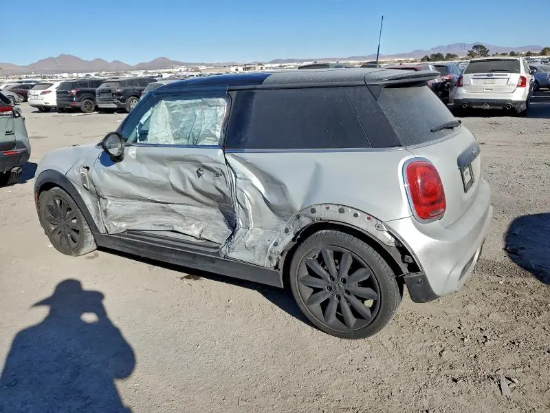2017 MINI COOPER S  