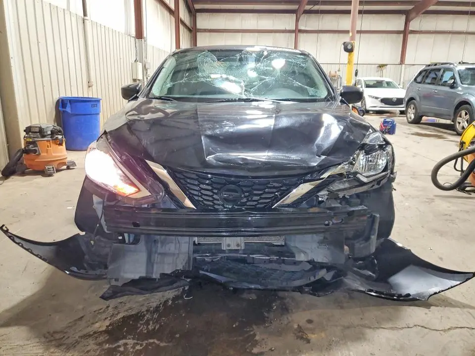 2017 NISSAN SENTRA SV  