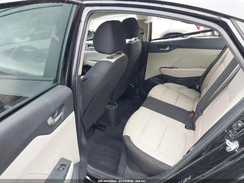 2022 HYUNDAI ACCENT SE