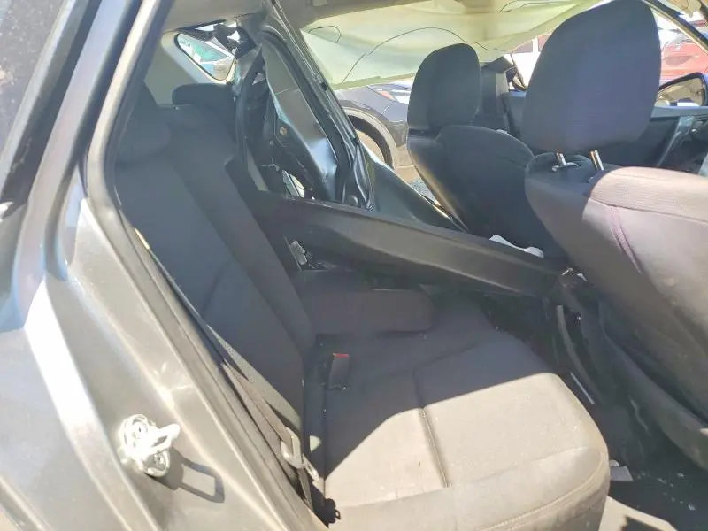 2010 MAZDA 3 S  