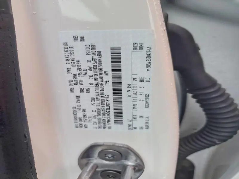 2020 FORD ESCAPE TITANIUM  