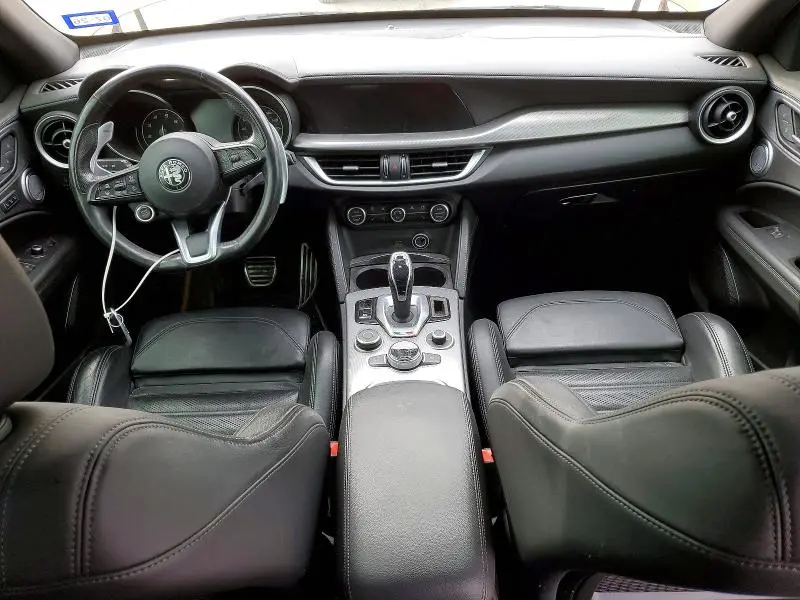 2022 ALFA ROMEO STELVIO TI  