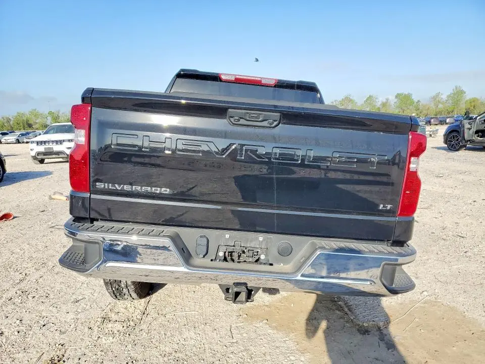 2025 CHEVROLET SILVERADO C1500 LT  