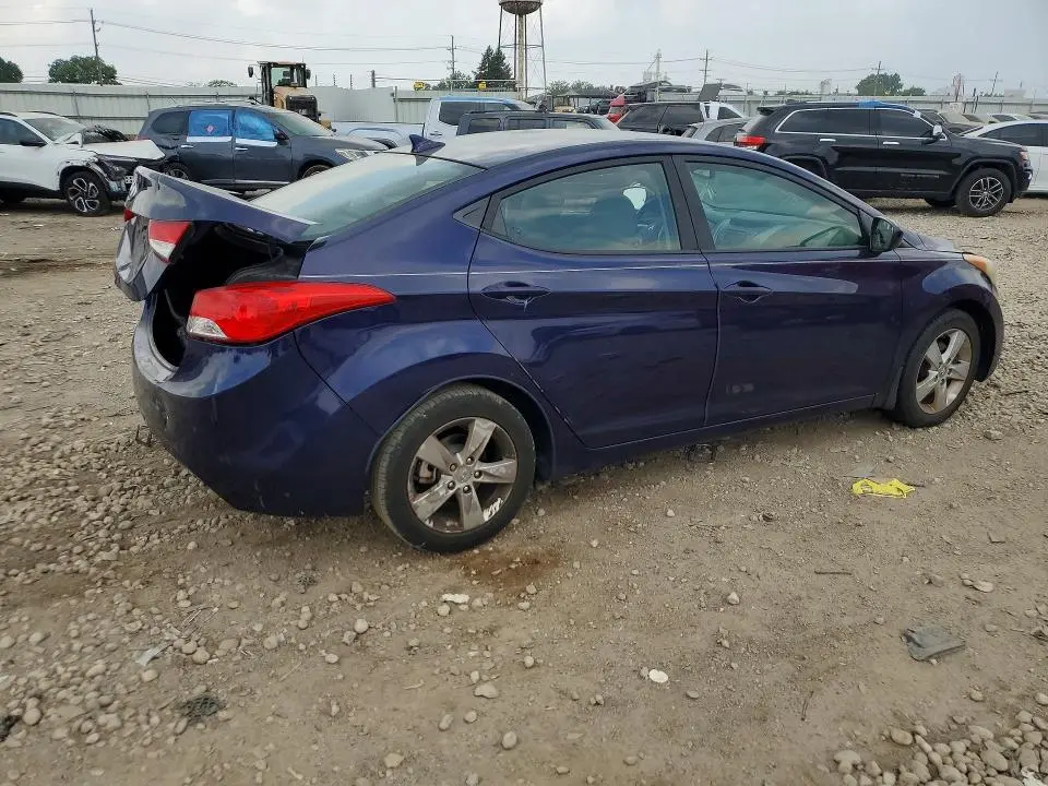 2013 HYUNDAI ELANTRA GLS  