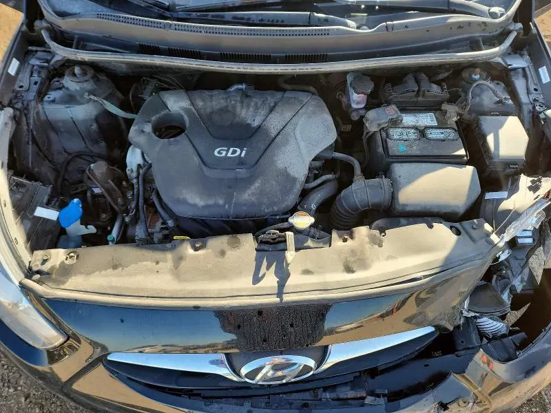 2012 HYUNDAI ACCENT SE  