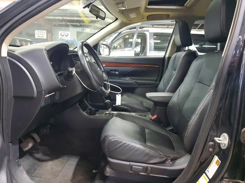 2015 MITSUBISHI OUTLANDER SE  