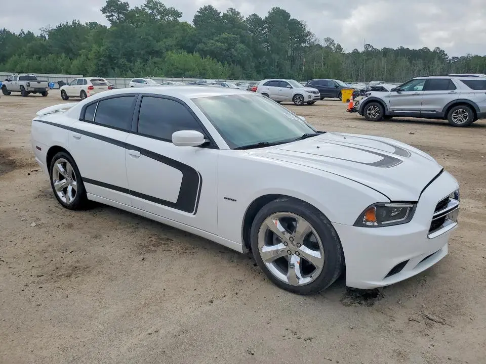 2014 DODGE CHARGER R  