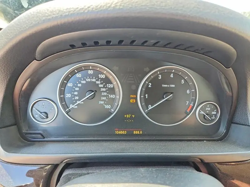 2011 BMW 528 I  
