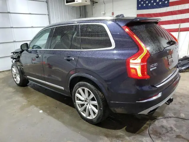 2017 VOLVO XC90 T6  