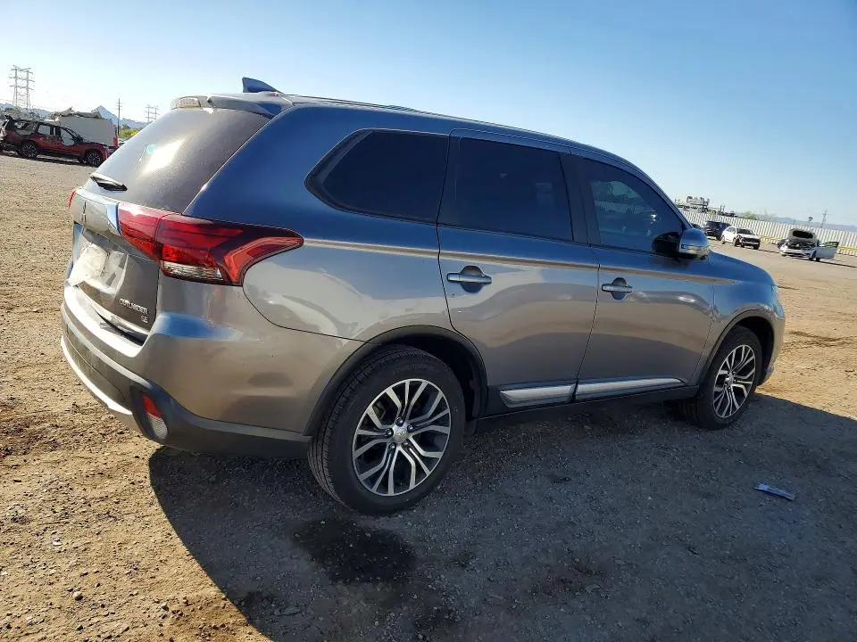 2018 MITSUBISHI OUTLANDER SE  