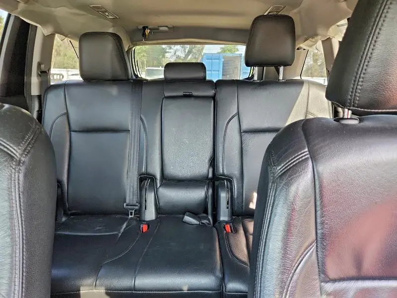 2016 TOYOTA HIGHLANDER LE  