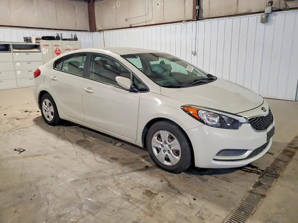 2015 KIA FORTE LX  