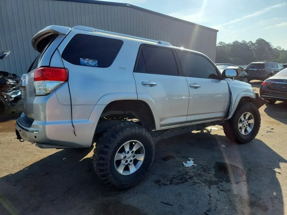 2012 TOYOTA 4RUNNER SR5  