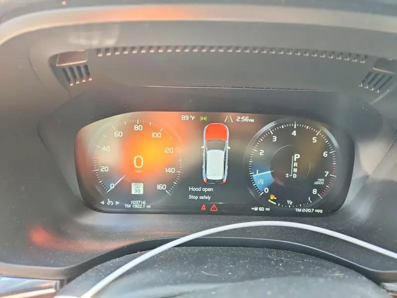 2018 VOLVO XC60 T5 MOMENTUM  