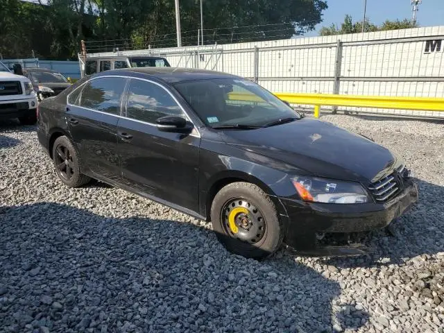 2013 VOLKSWAGEN PASSAT SE  