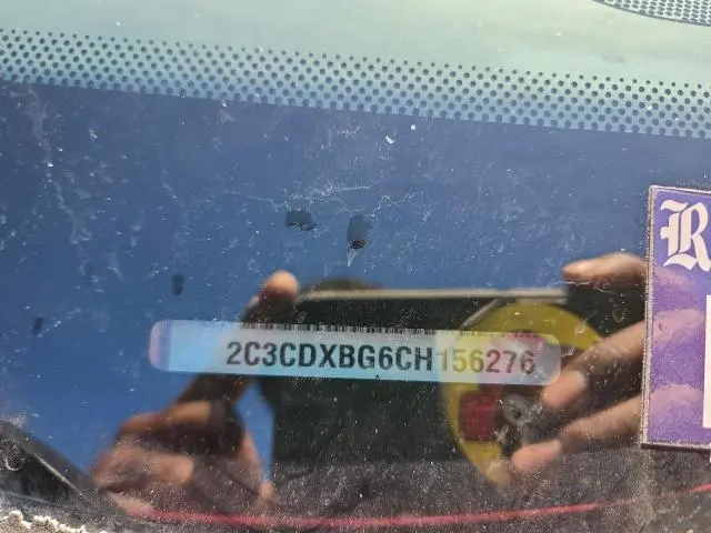 2012 DODGE CHARGER SE  