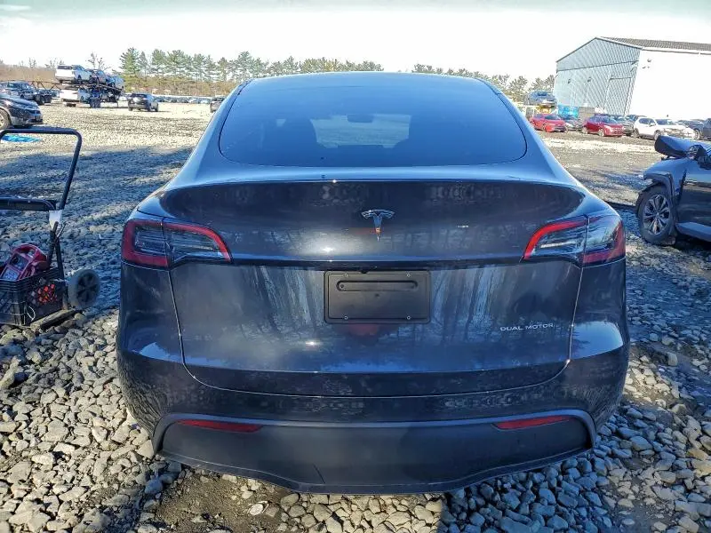 2024 TESLA MODEL Y   