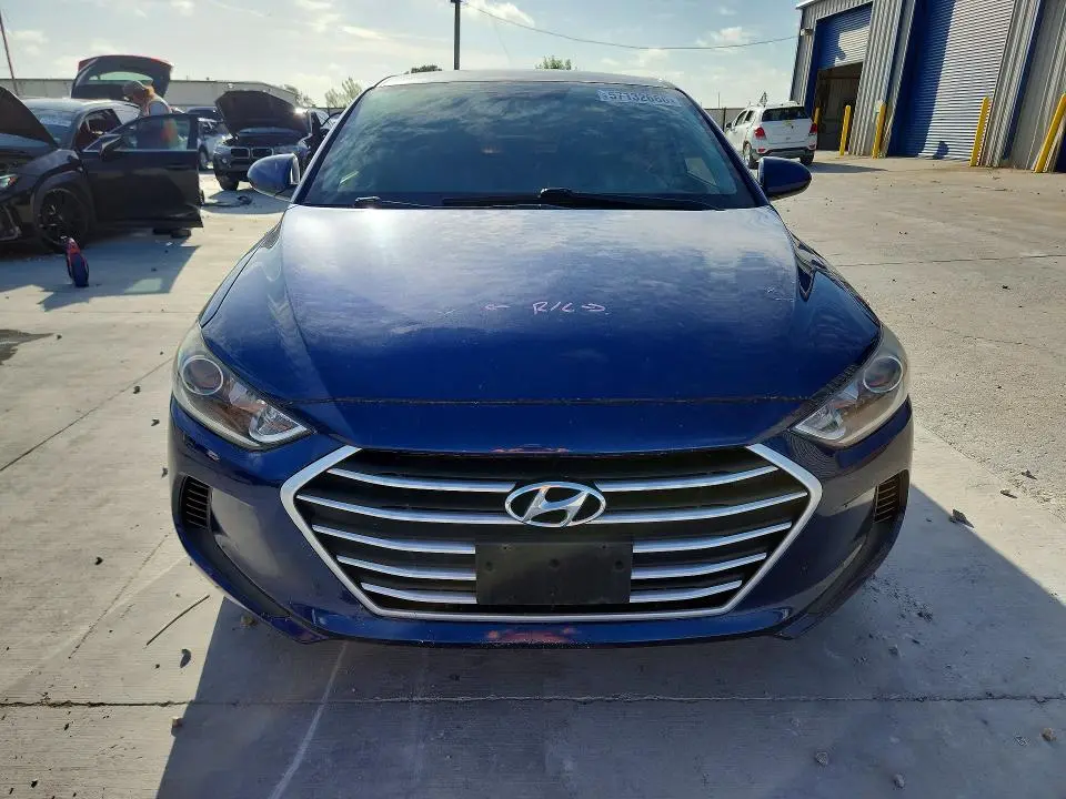2018 HYUNDAI ELANTRA   