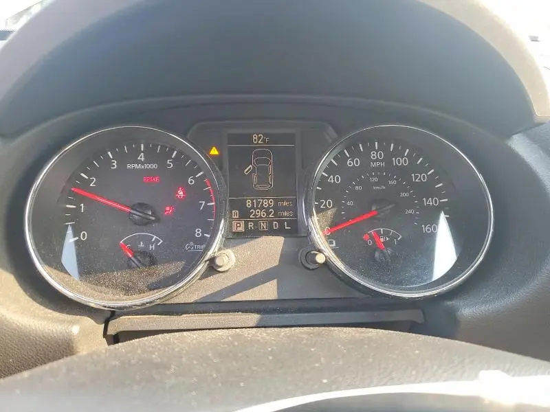 2011 NISSAN ROGUE S  