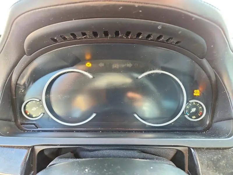 2015 BMW 750 XI  
