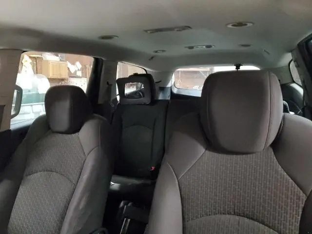 2011 CHEVROLET TRAVERSE LT  
