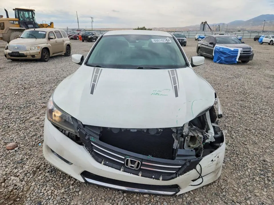 2013 HONDA ACCORD LX  