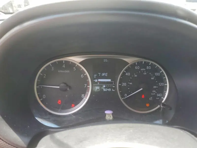 2018 NISSAN KICKS S  