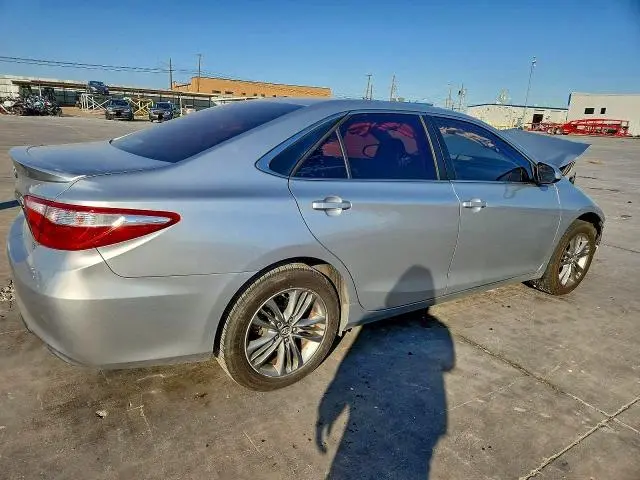 2015 TOYOTA CAMRY LE  