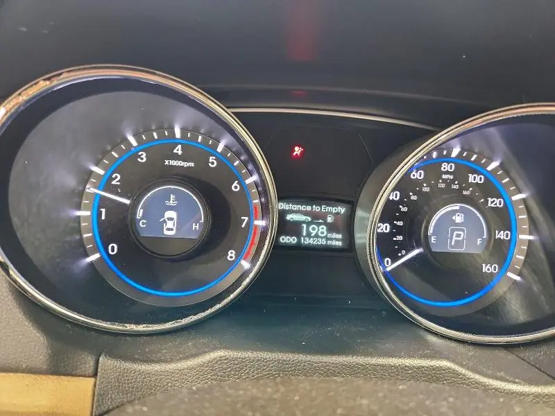 2013 HYUNDAI SONATA GLS  