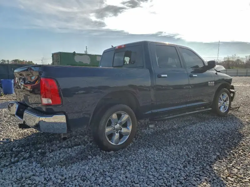 2016 RAM 1500 SLT  